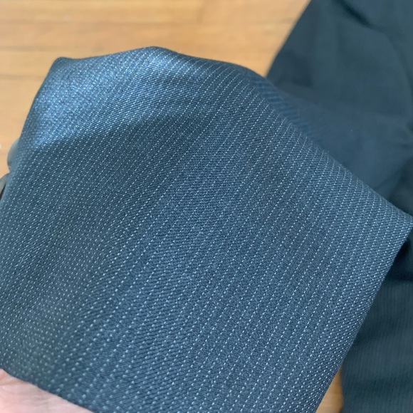 Ralph Lauren Dark Grey striped suit - Picture 7 of 7